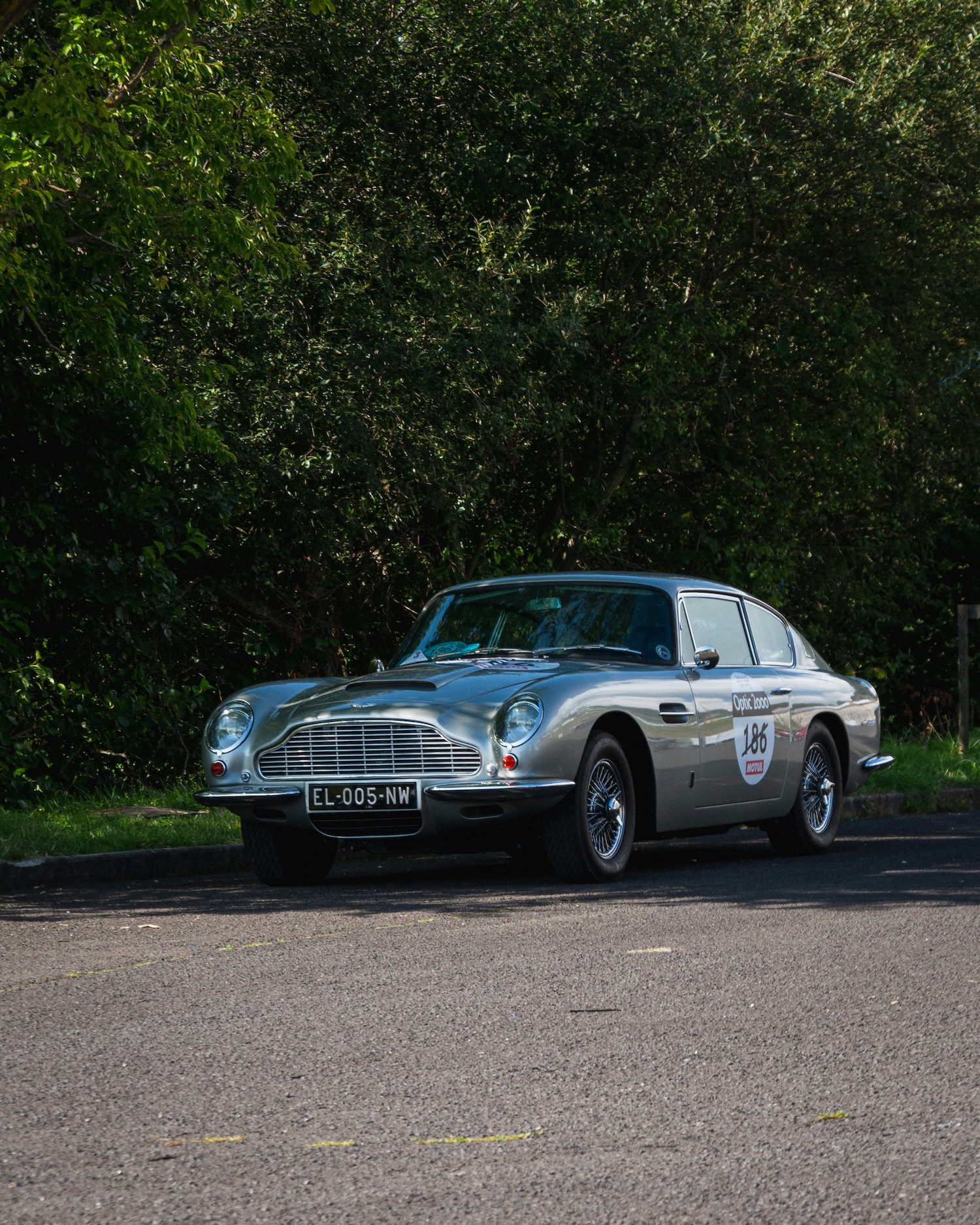How to Become a Aston Martin Repair Specialist