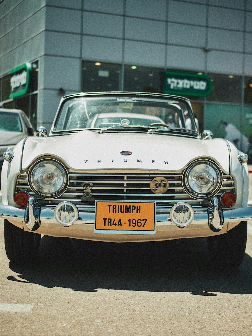 Career working on classic Triumph cars_1