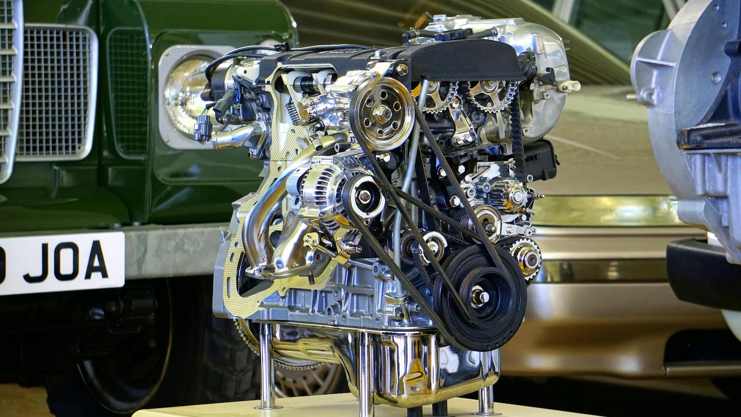 How to Hire Classic Car Mechanics_2